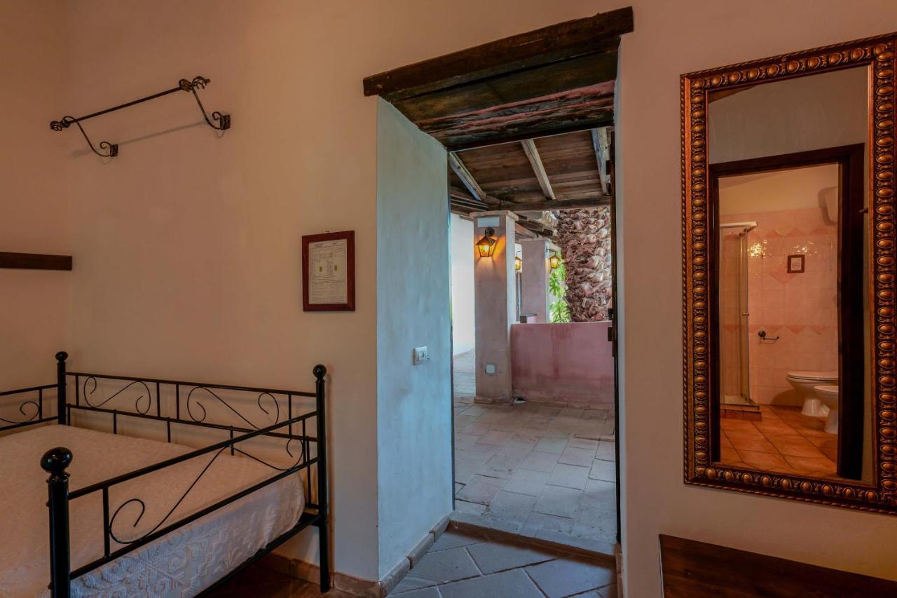 Il Monastero Hotel Geremèas Kültér fotó